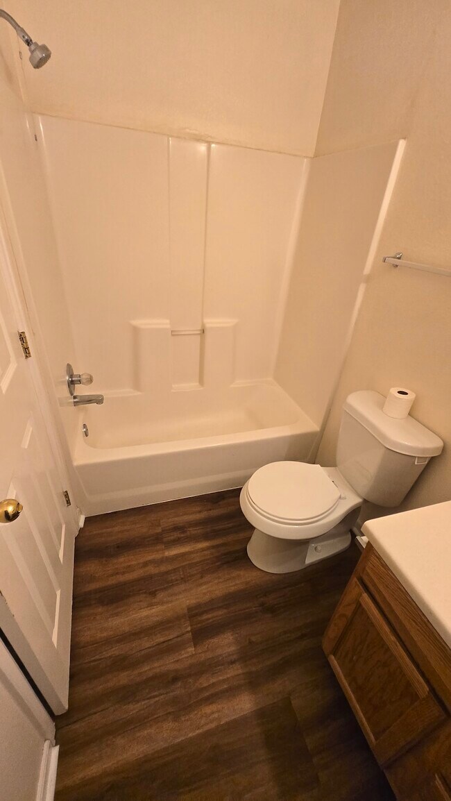 Building Photo - 4304 Lipan St