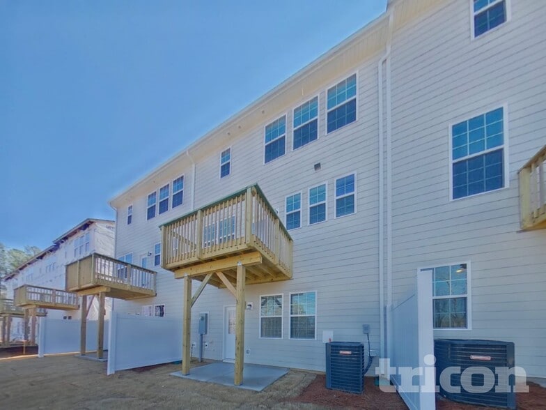 Building Photo - 1207 Mary Jane Ave