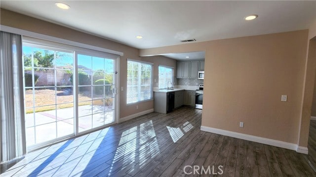 Building Photo - 22522 Birds Eye Dr