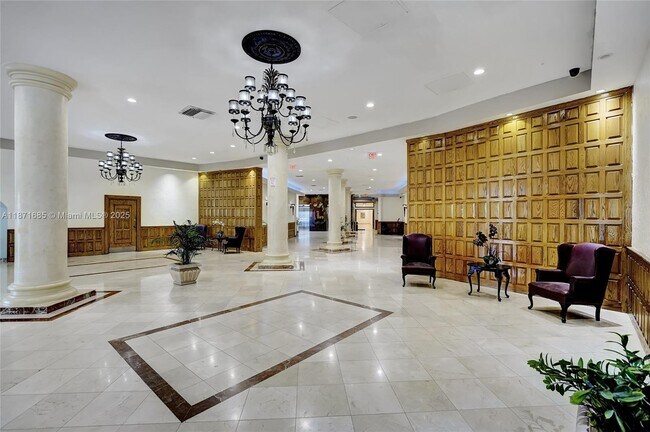 Building Photo - 3725 S Ocean Dr