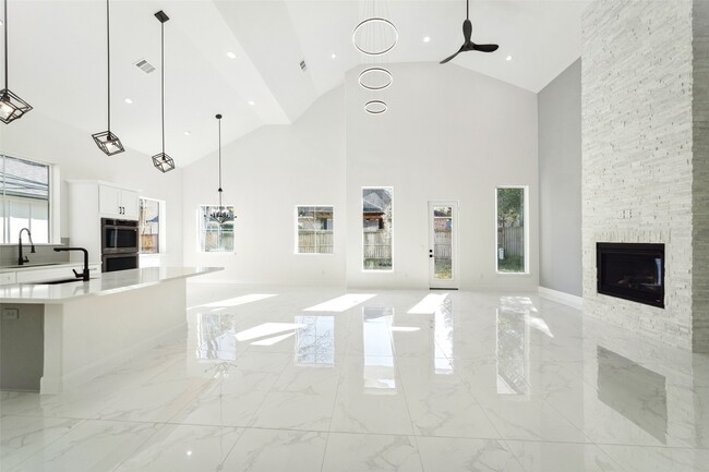 Building Photo - 75 Wick Willow Rd