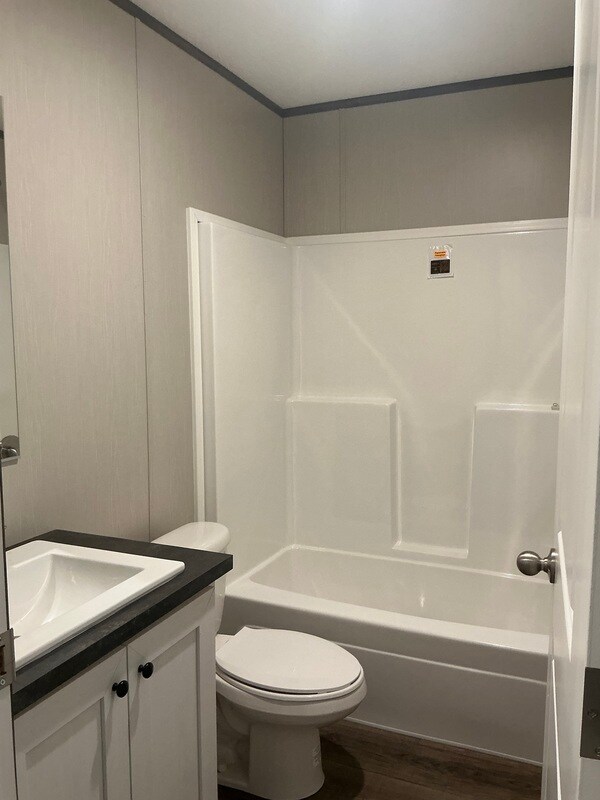 Building Photo - 31 Poole Cir