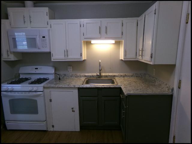 Building Photo - 2107 Muldrow Dr