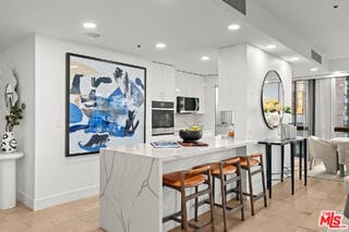 Building Photo - 10750 Wilshire Blvd