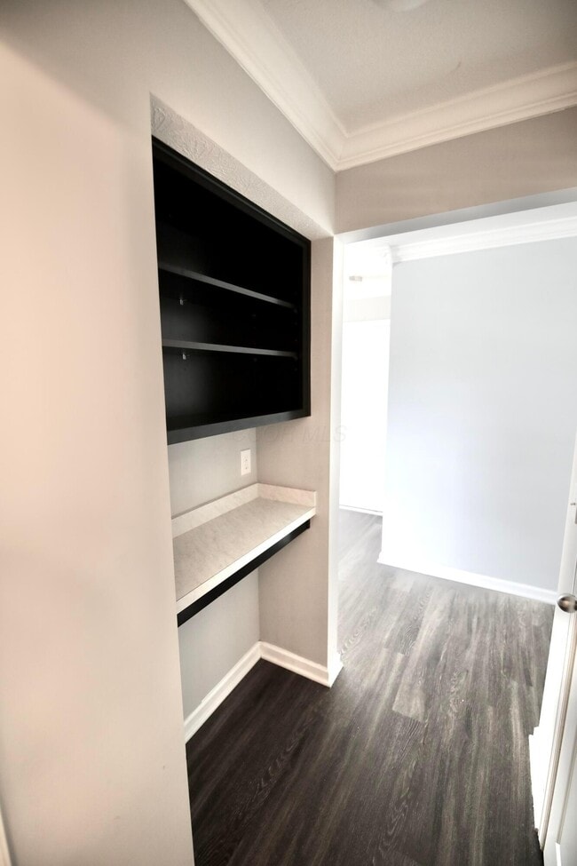 Building Photo - 5801 Sedgemoor Dr
