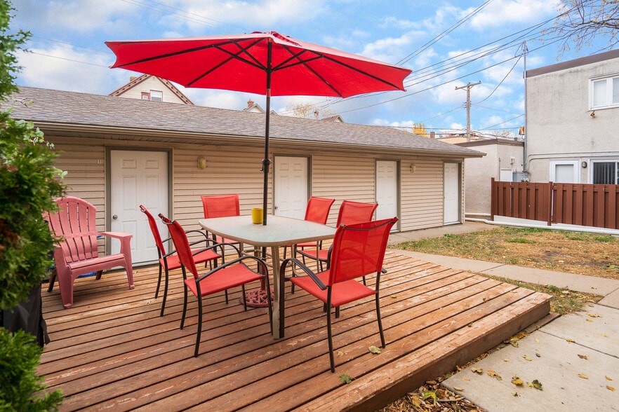 Building Photo - 3117 Fremont Ave S