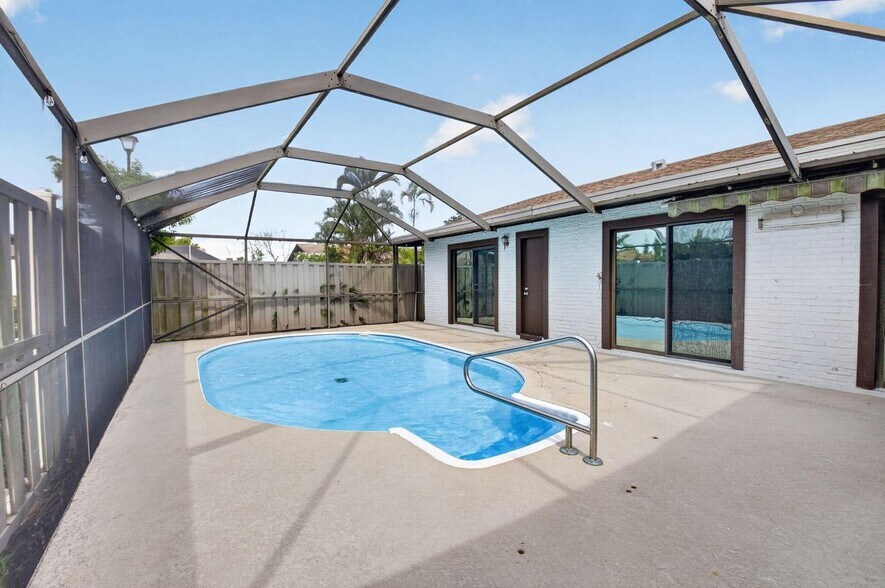 Building Photo - 9939 Boca Gardens Trail