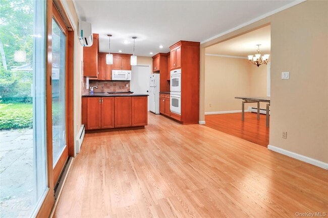 Building Photo - 40 Seabrook Ln