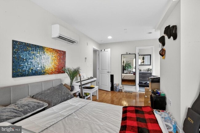 Building Photo - 1241 S 28th St