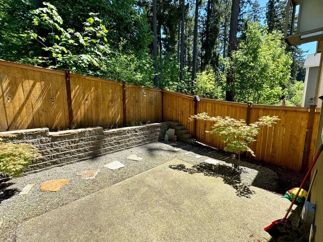 Building Photo - Charming 3-Bedroom Home in DuPont, WA