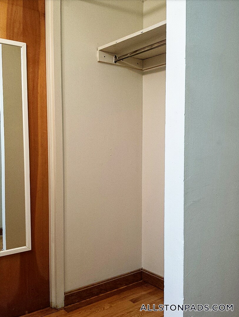 Building Photo - 1110 Commonwealth Ave