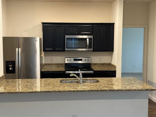 Building Photo - 825 Cedar Elm Dr