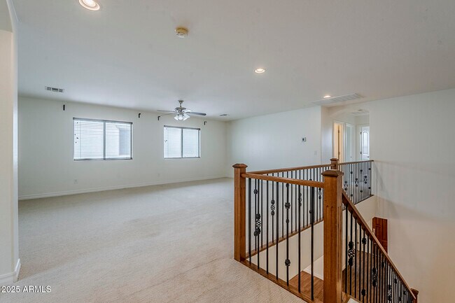 Building Photo - 2744 E Donato Dr