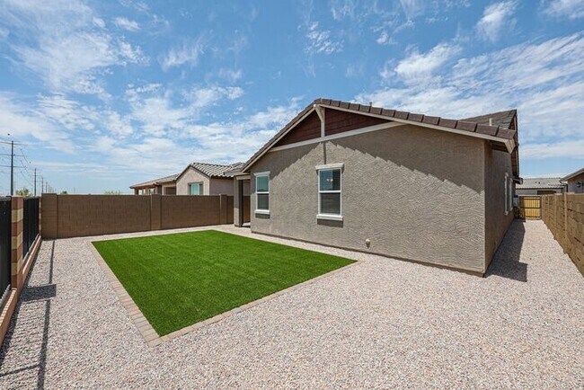 Building Photo - Alamar Subdivision 5 Bedroom Home For RENT!