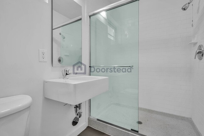 Building Photo - 6 South Ct