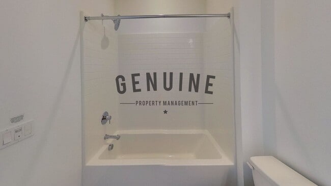 Building Photo - Coming Soon: Modern Tri-Level 2Bd 2.5Ba Townhouse in Irvine!