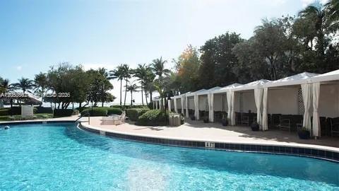 Building Photo - 3000 S Ocean Dr