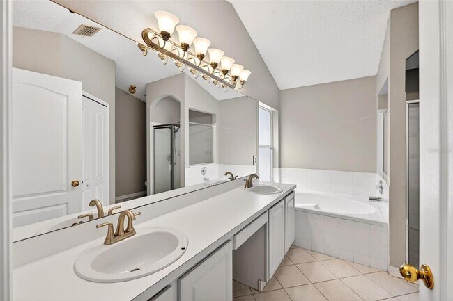 Building Photo - 938 Jadestone Cir