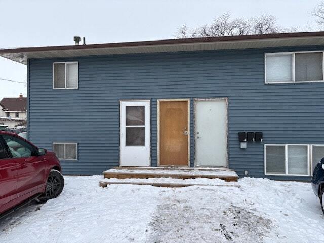 Building Photo - 1114 N University Dr