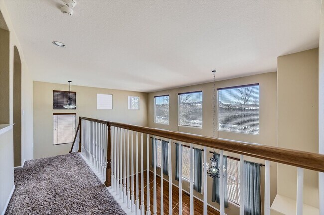 Building Photo - 4 Bedroom Single Family Home For Rent in Highlands Ranch