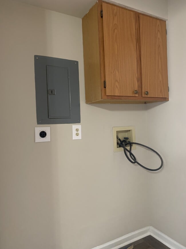 Building Photo - 1278 S Hayne St