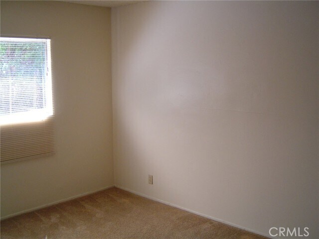 Building Photo - 5054 Hill