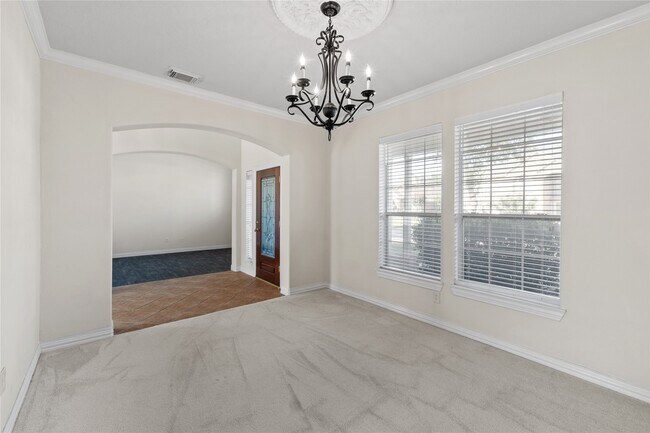 Building Photo - 11130 Fairway Dr