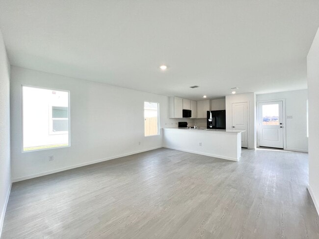 Building Photo - New Build in the Lovely Rosemary Ridge Subdivision