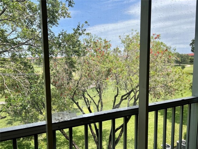 Building Photo - 1201 SW 128th Terrace