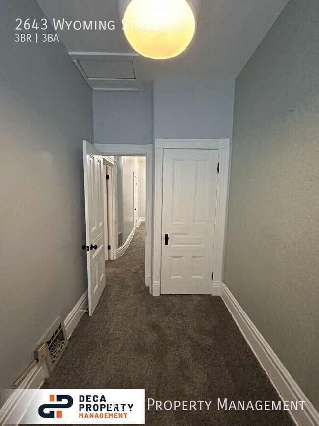 Building Photo - 2643 Wyoming St