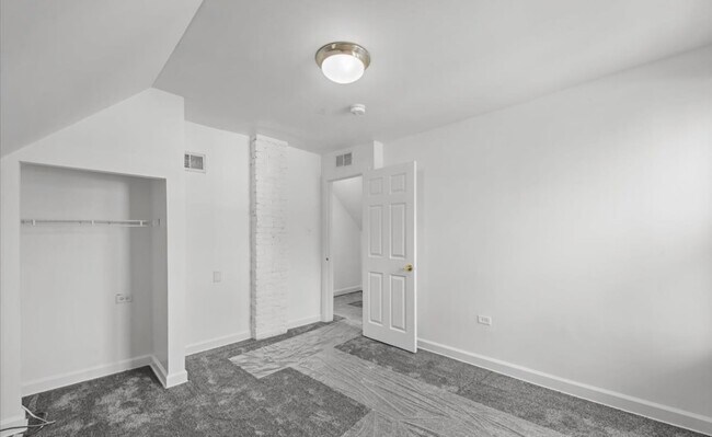 Building Photo - 309 Griswold St