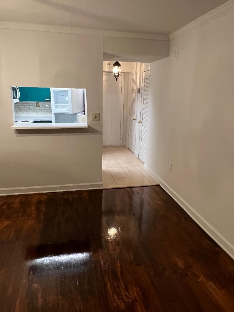 Building Photo - 2870 Pharr Court South NW