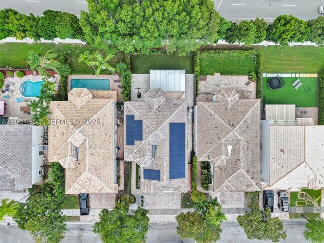 Building Photo - 10957 NW 73rd Terrace