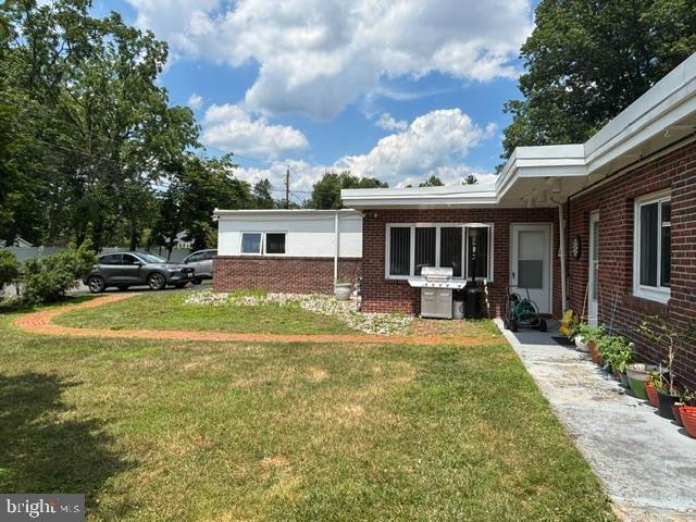 Building Photo - 181 Cranbury Rd