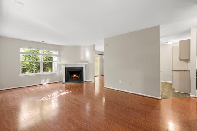 Building Photo - 114 Briarcliff Ct