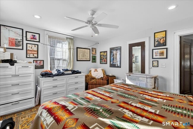 Building Photo - 151 Cold Spring St