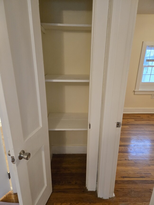 Linen closet - 401 North St