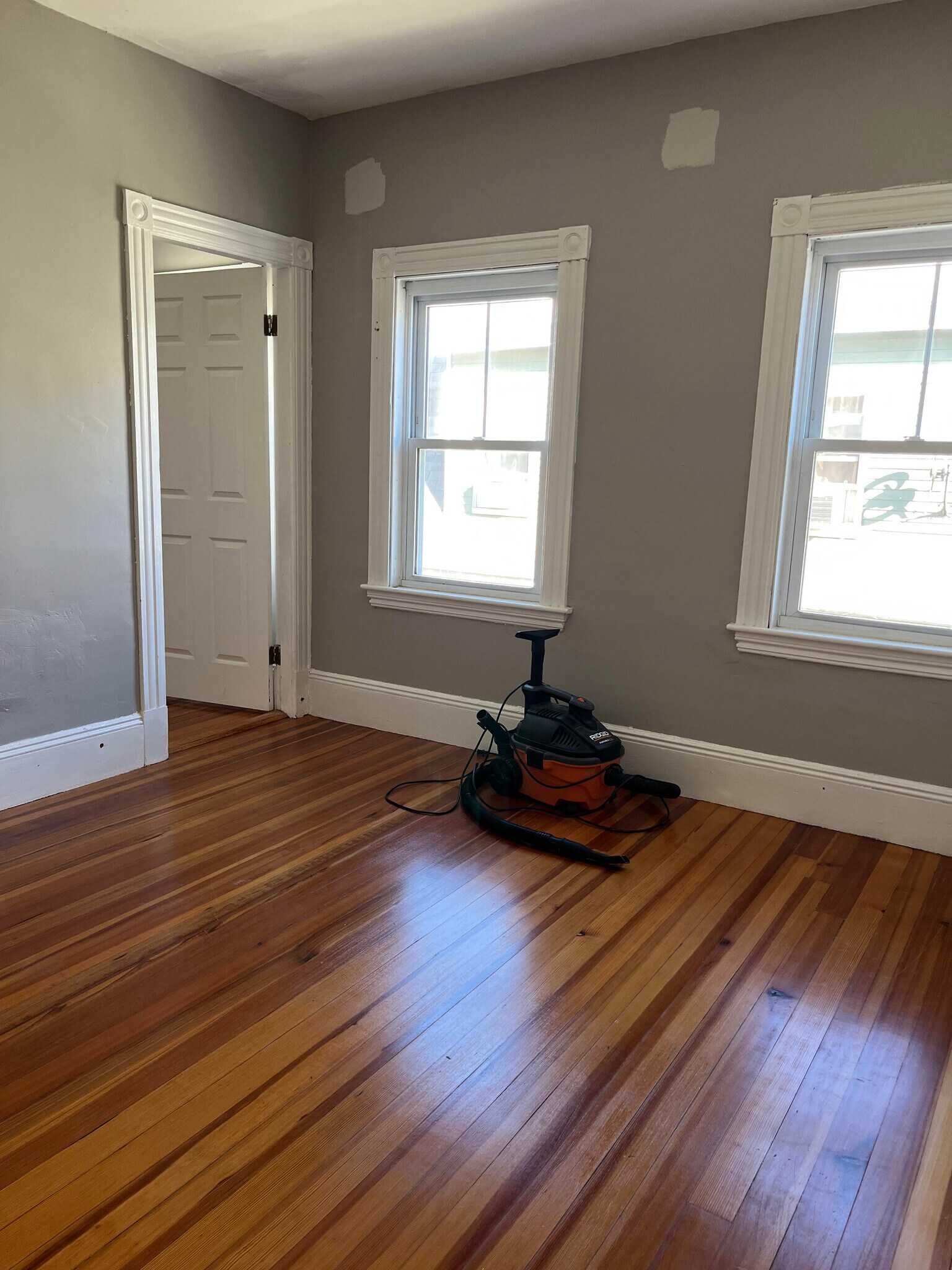 Building Photo - 15 Clarence St