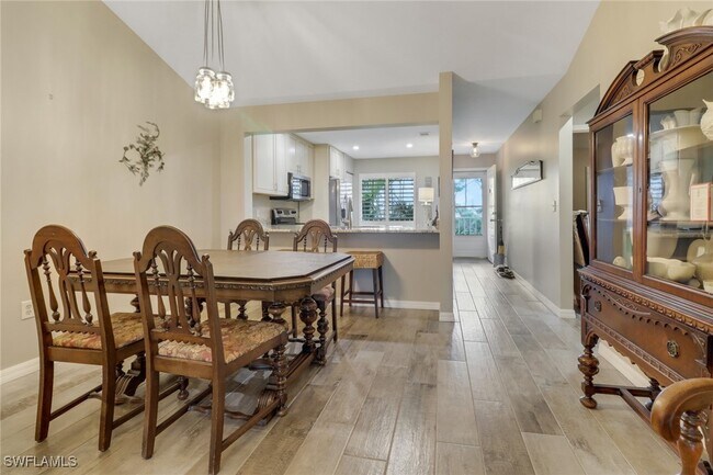 Building Photo - 3002 Sandpiper Bay Cir