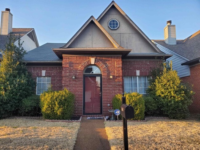 Primary Photo - 8688 Eagle View Dr