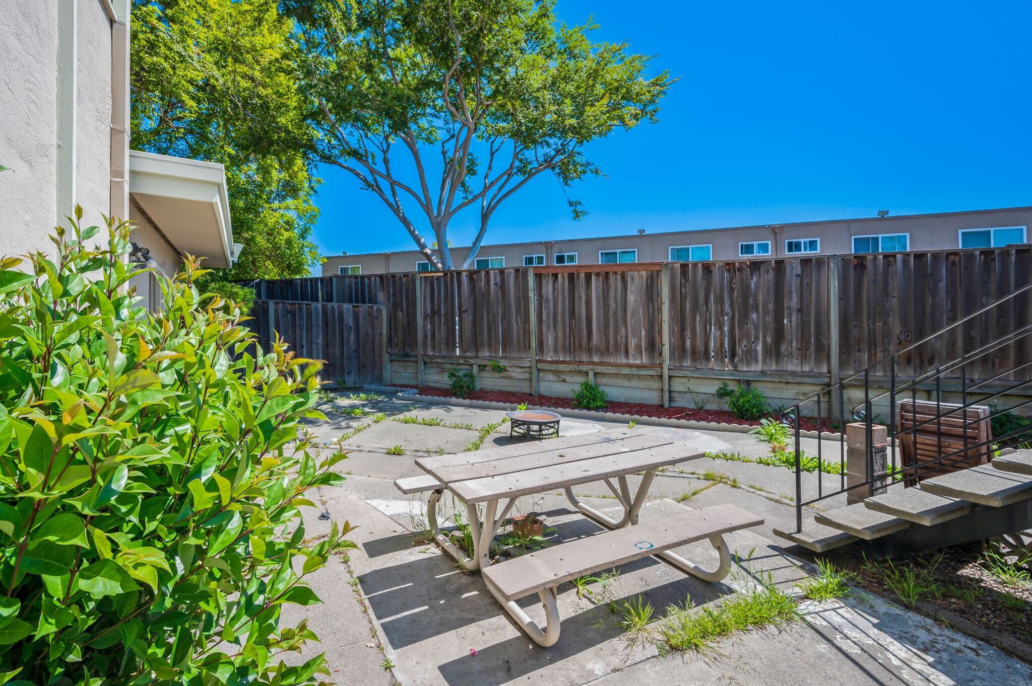 Building Photo - 2542 Denning Ct