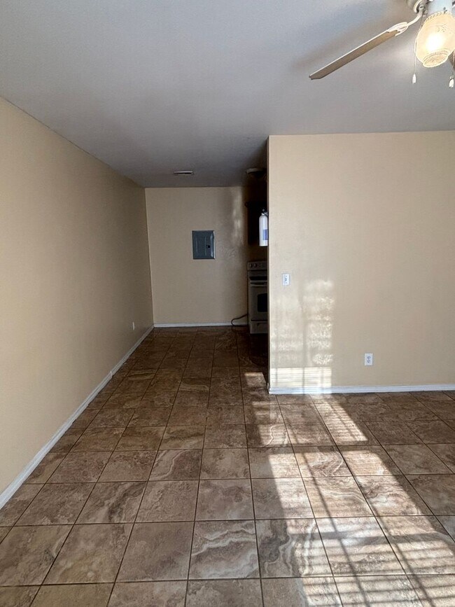 Building Photo - 9356 S 430 Rd