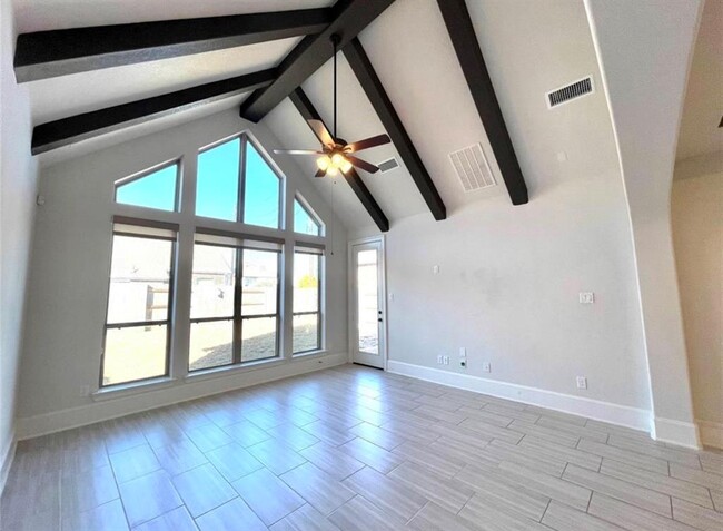 Building Photo - 7027 House Wren Ct