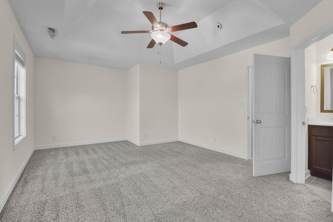 Building Photo - 1061 Fuji Ln