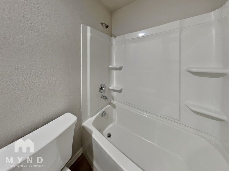 Building Photo - 1234 Shadwell Dr