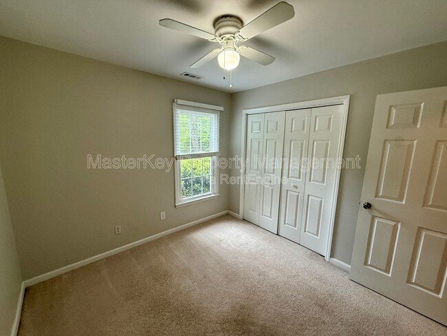 Building Photo - 103 Miramar Ct