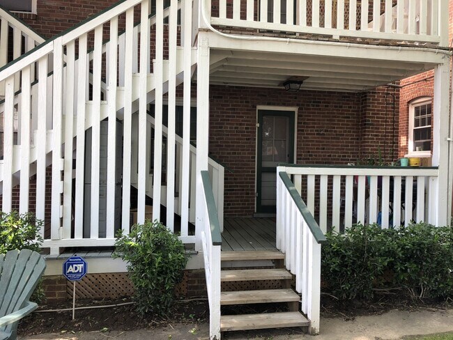 Building Photo - 3549 Grove Ave