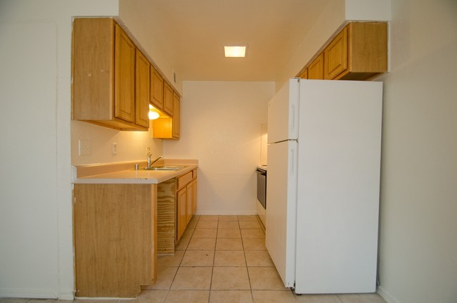 Kitchen - Lancaster Apartments