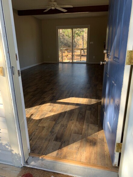 Building Photo - 286 R Sands Rd