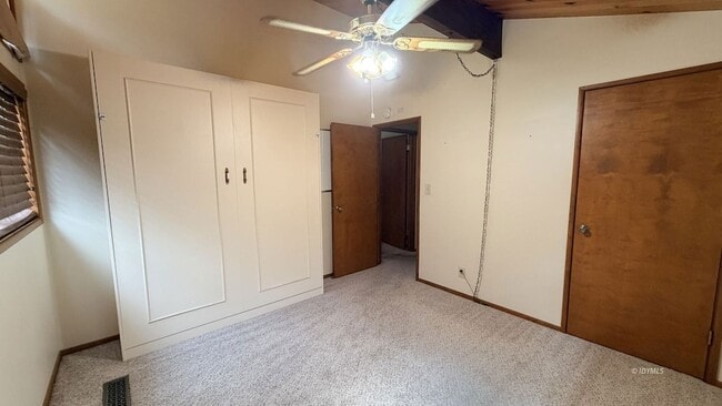 Building Photo - 25316 Marion Ridge Dr